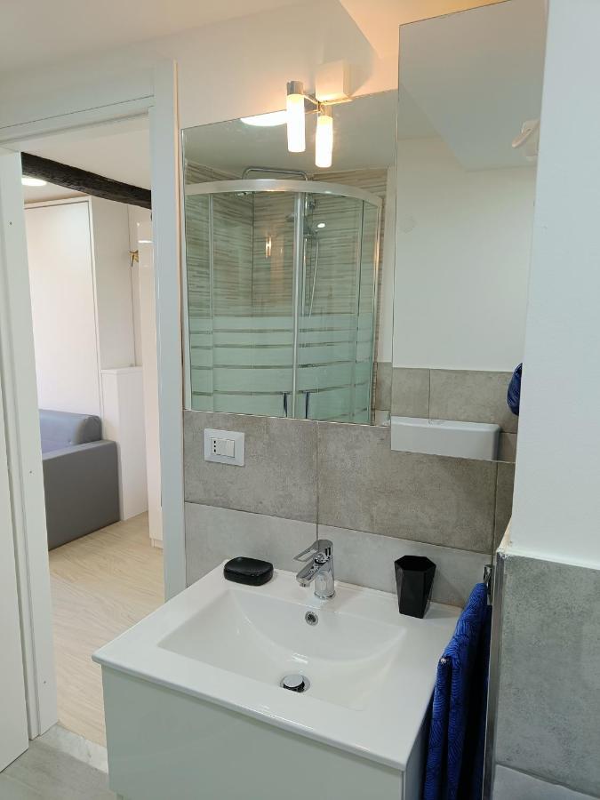 Le Maschere Di Palazzo Rosso. Apartment เจนัว ภายนอก รูปภาพ